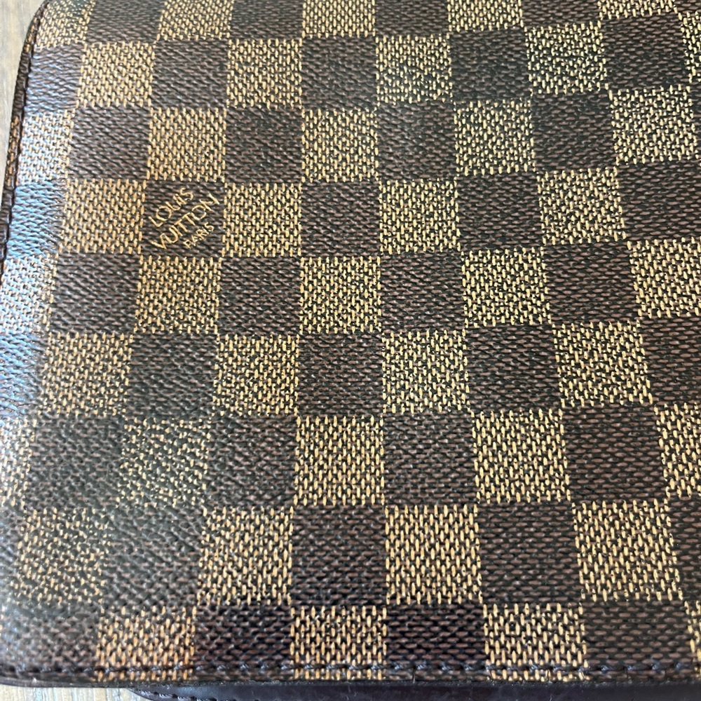 Authentic Damier Ebene wristlet/clutch fixer upper - Picture 2 of 14